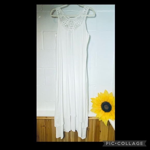 NWT Mod-o-doe Size Medium White Maxi Dress - Picture 2 of 9